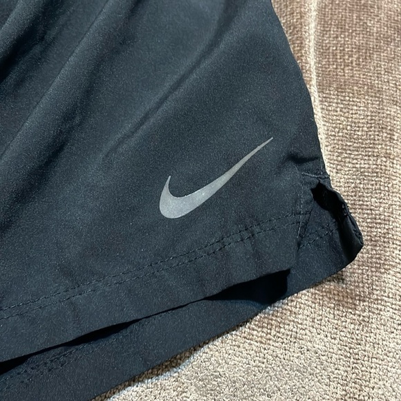 Men’s Nike Brief- Lined Dri-Fit Black Shorts, Size XXL - Picture 4 of 7